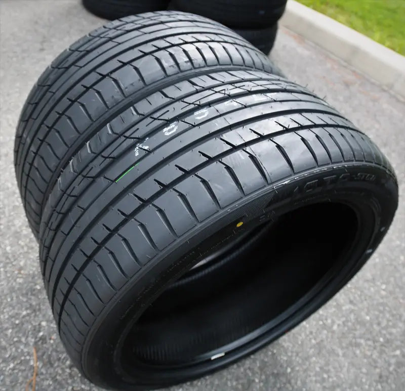 Set of 4 x 285/35R21 ZR 105Y XL All-Season Performance Tires – Large-Diameter, High-Grip Option for Modern Performance SUVs
