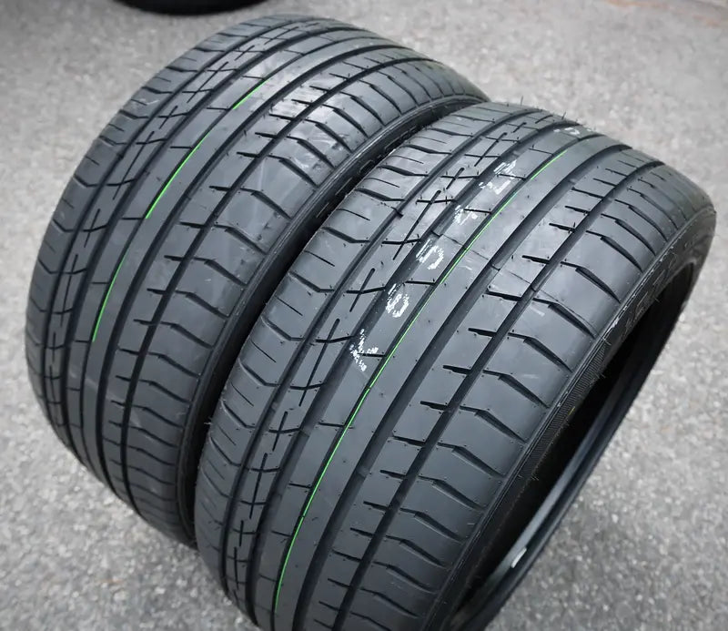 Set of 4 x 285/35R21 ZR 105Y XL All-Season Performance Tires – Large-Diameter, High-Grip Option for Modern Performance SUVs