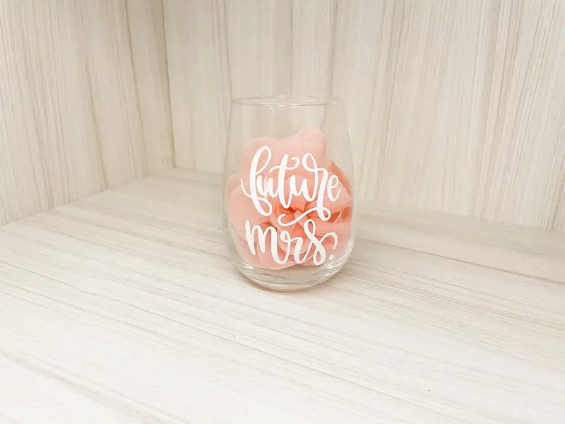 Large Standard Engagement Gift Box for Generous Gifting