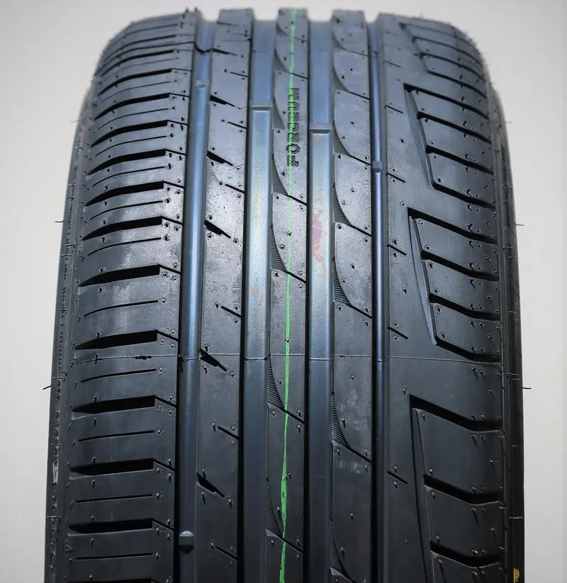 Set of 4 x 245/35R20 ZR 95Y XL All-Season Performance Tires – Full Set for 2017–2019 Mercedes-Benz E300 4Matic and 2010–2016 BMW 528i Base