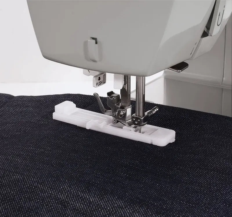 SINGER Heavy Duty 4423 Mechanical Sewing Machine – 23 Built-in Stitches