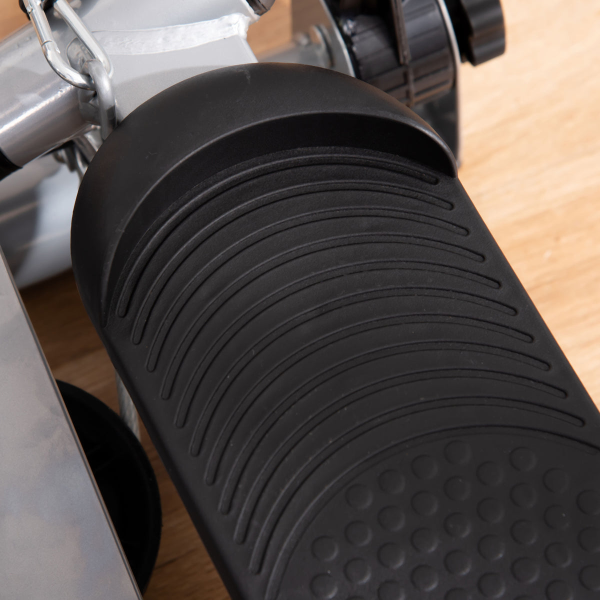 HOMCOM Stepper mit Griffen und Extensoren Fitnessgerät mit LCD-Display aus Stahl ABS 54 x 40 x 135 cm Schwarz und Silber