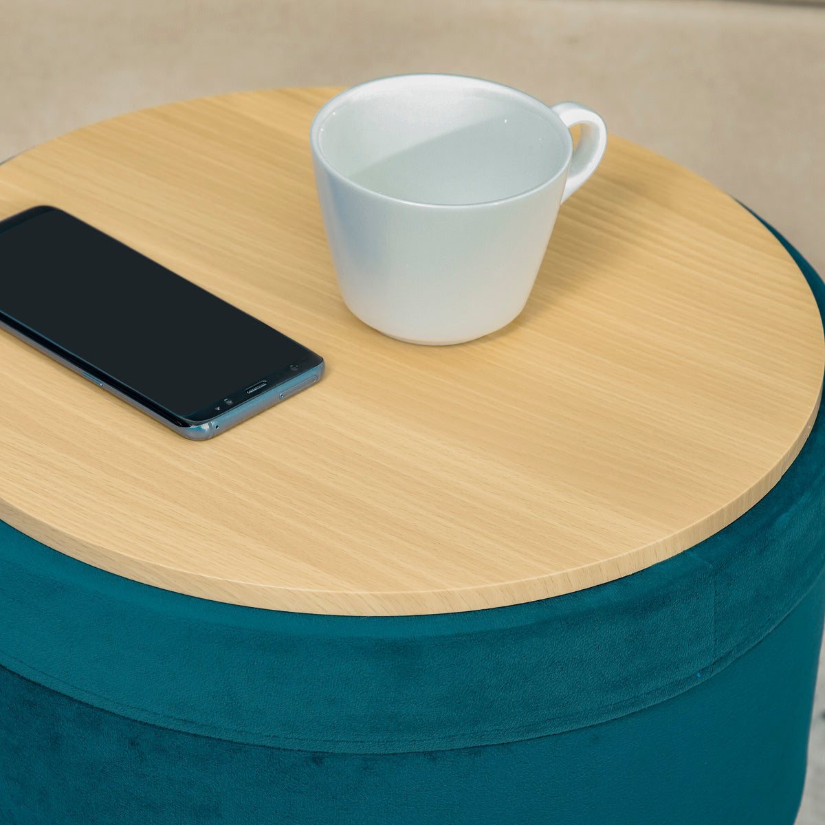 HOMCOM Pouf-Container 2-in-1 mit Hocker- und Tischfunktion, in Holz und Grünem Stoff, Metall mit Goldfinish, 36x36x45cm