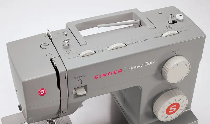 SINGER Heavy-Duty 4423 Mechanical Sewing Machine for Beginners & Professionals